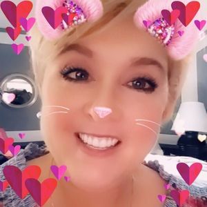 Meet your Posher, Deanna